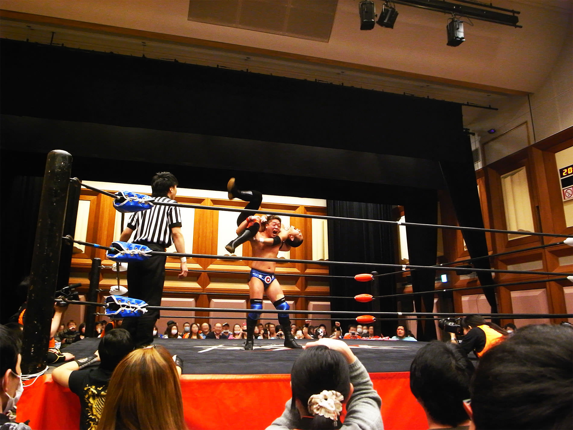 バサラ_プロレス観戦 / 2018