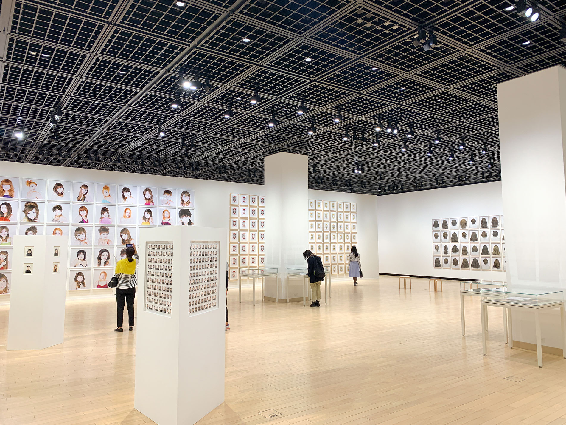 澤田知子「狐の嫁いり」展 / Tokomo Sawada's Exhibition KITUNE NO YOMEIRI in TOKYO PHOTOGRAPHIC ART MUSEUM 2021