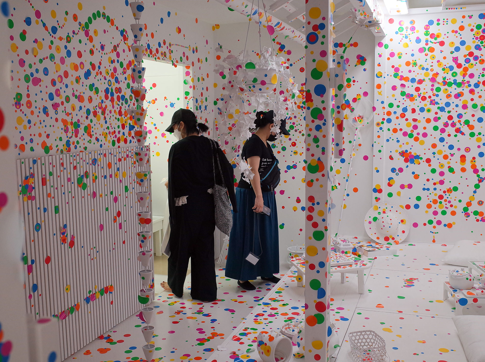草間彌生 オブリタレーションルーム | パビリオン・トウキョウ2021 / The Obliteration room Tokyo 2021